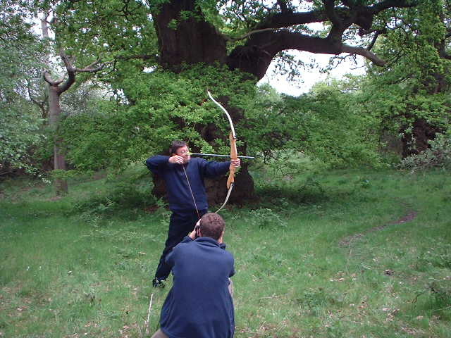Alan Titchmarsh at full draw